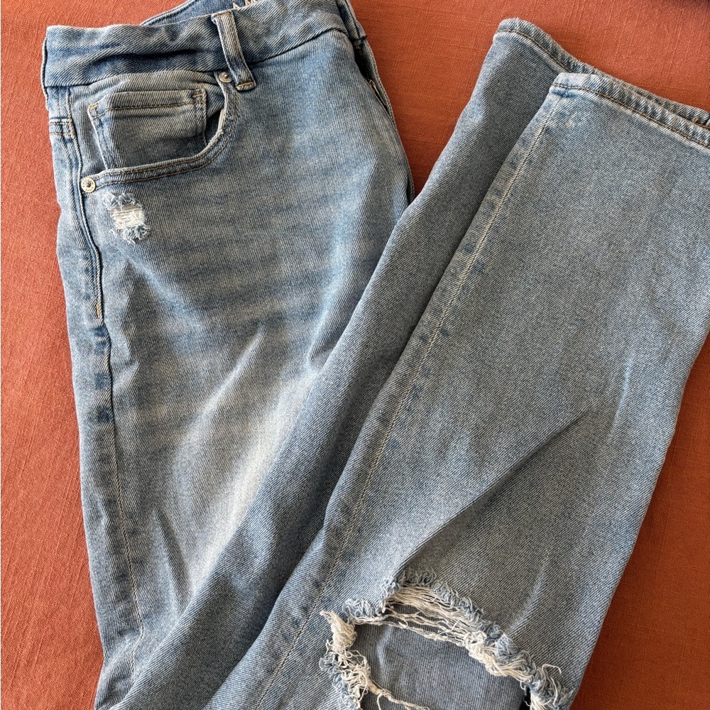 American Eagle Mom Jeans